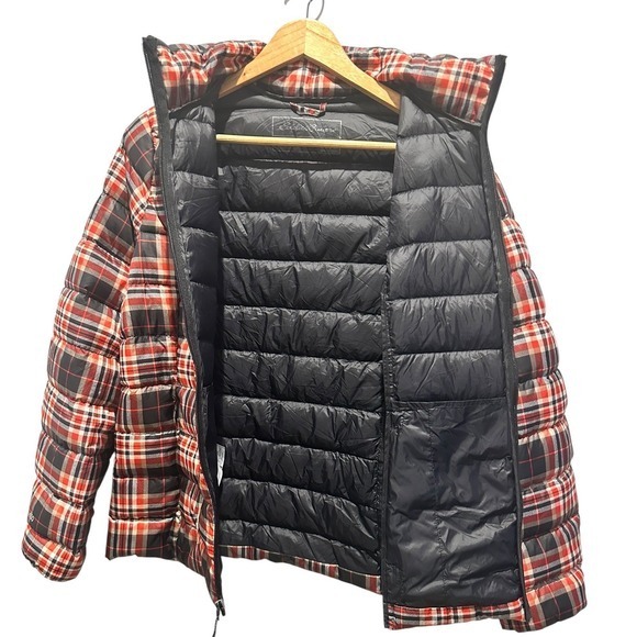 Eddie Bauer CirrusLite Down Jacket Womens Medium Red Black Plaid Puffer 650 Fill - Picture 6 of 12